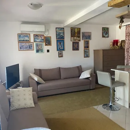 Julia's House Mikros Gialos